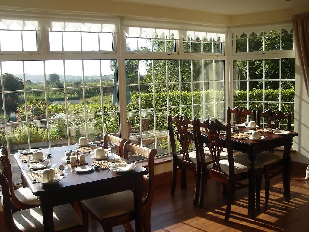 Innisfree B&B Bunratty Bed & Breakfast